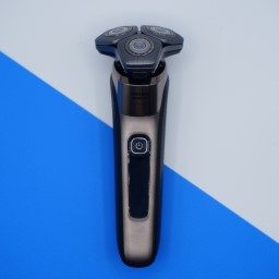 Philips Norelco 9400 Shaver