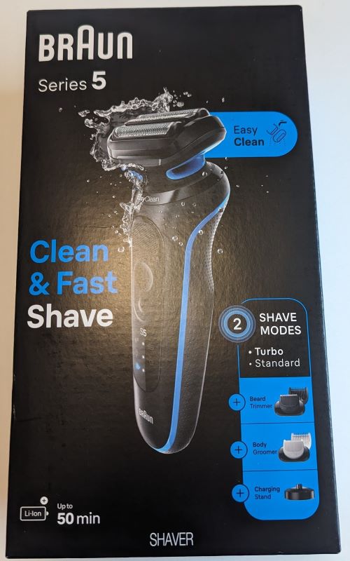 front side of the box of the Braun 5150cs shaver