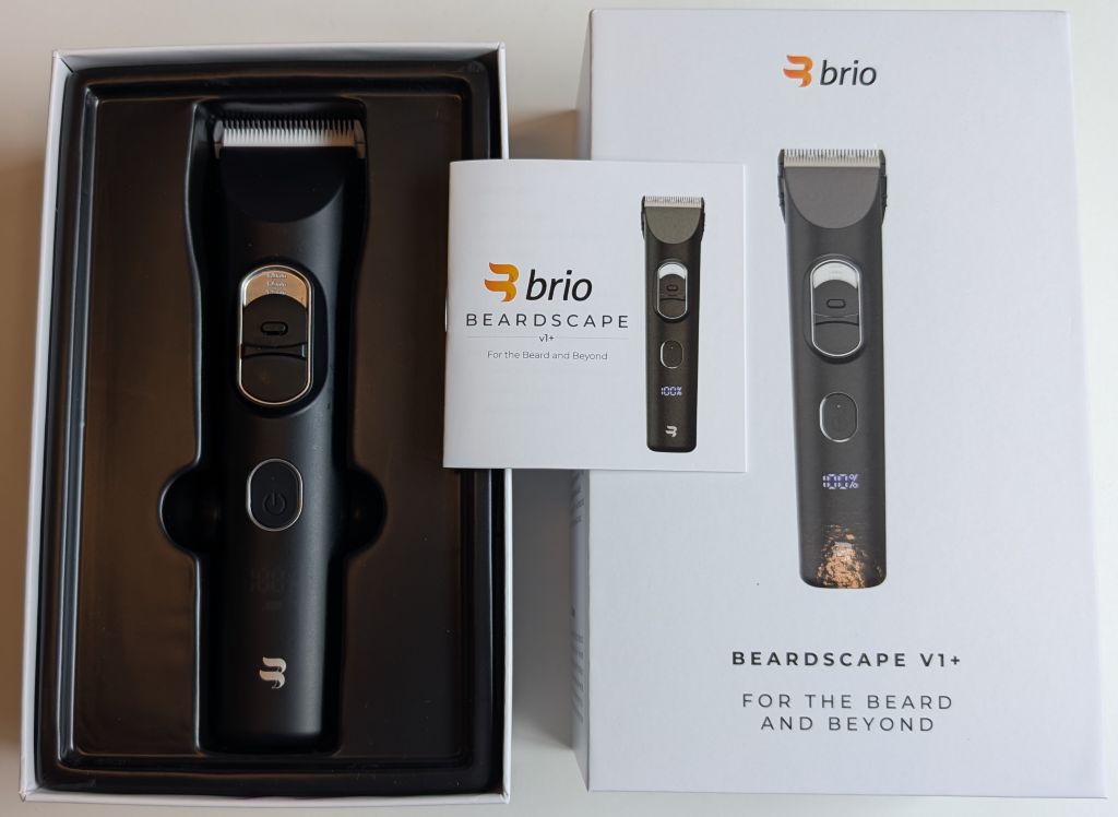 First opening of the box of the Brio Beardscape V1+