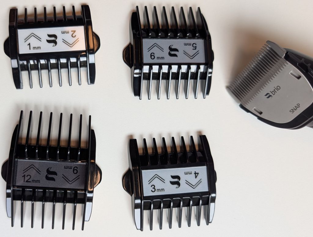 The 4 guards with the Brio Beardscape V1+ snap blade system